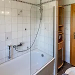 Justine Apartament *
