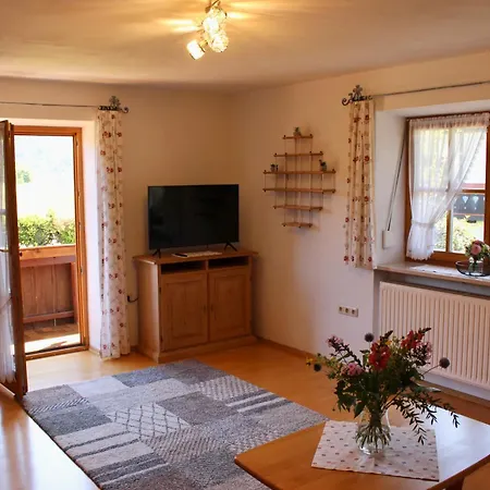 Justine Apartament *